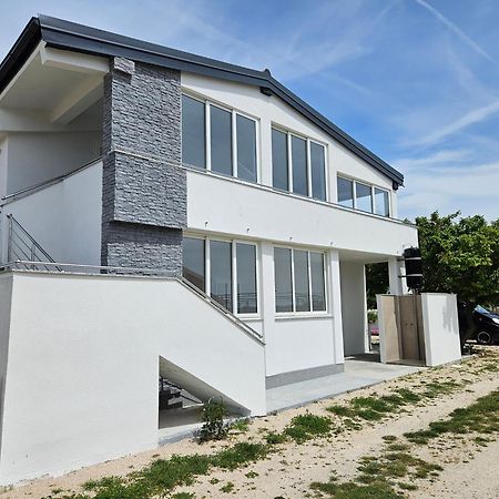 Apartments Nemcic 2 Нин Экстерьер фото
