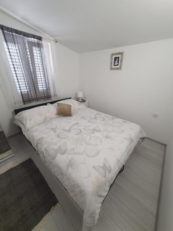 Apartments Nemcic 2 Нин Экстерьер фото