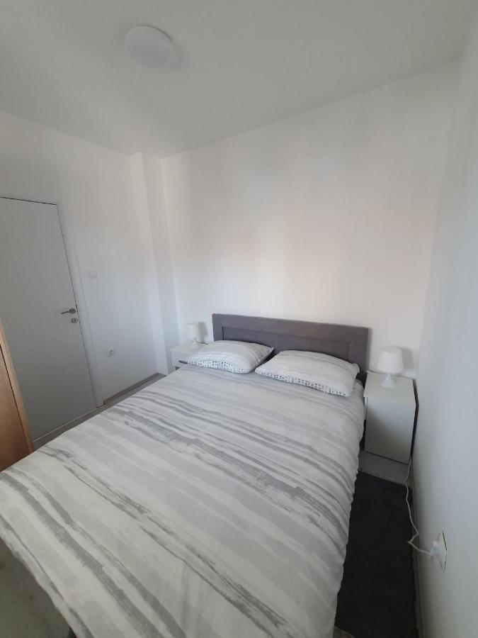 Apartments Nemcic 2 Нин Экстерьер фото