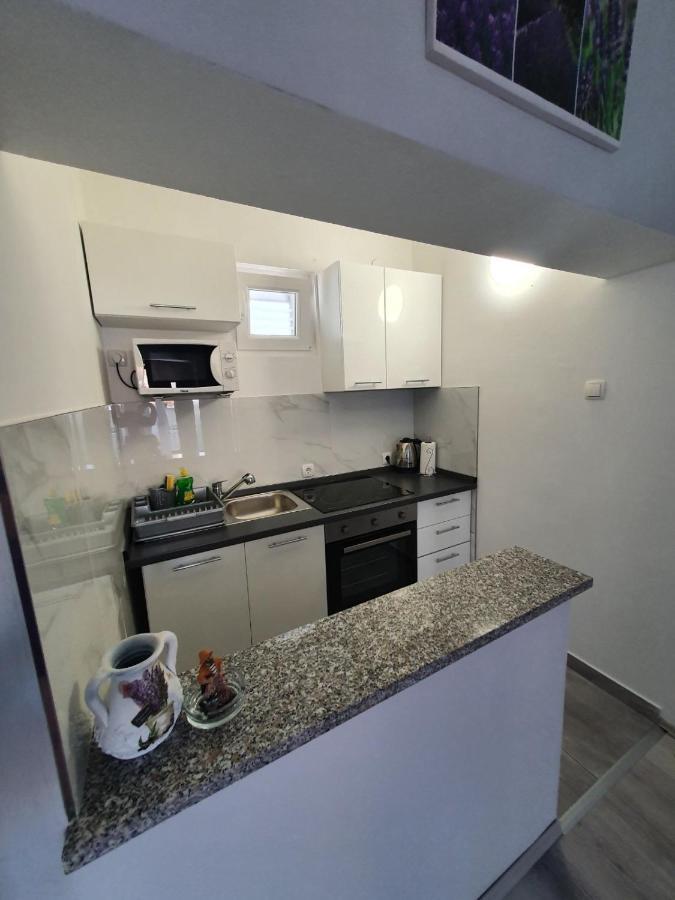 Apartments Nemcic 2 Нин Экстерьер фото