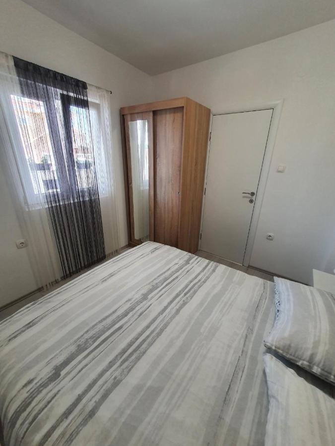 Apartments Nemcic 2 Нин Экстерьер фото