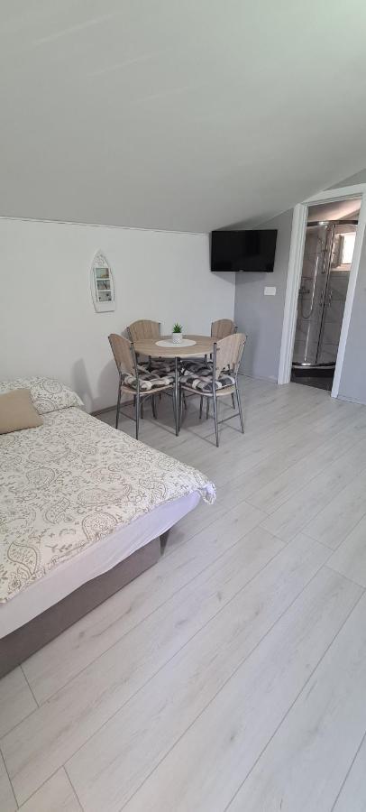 Apartments Nemcic 2 Нин Экстерьер фото